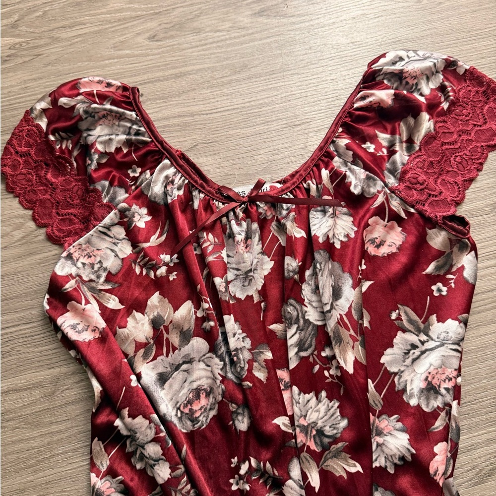 Floral Off-Shoulder Dress - Picture 2 of 4